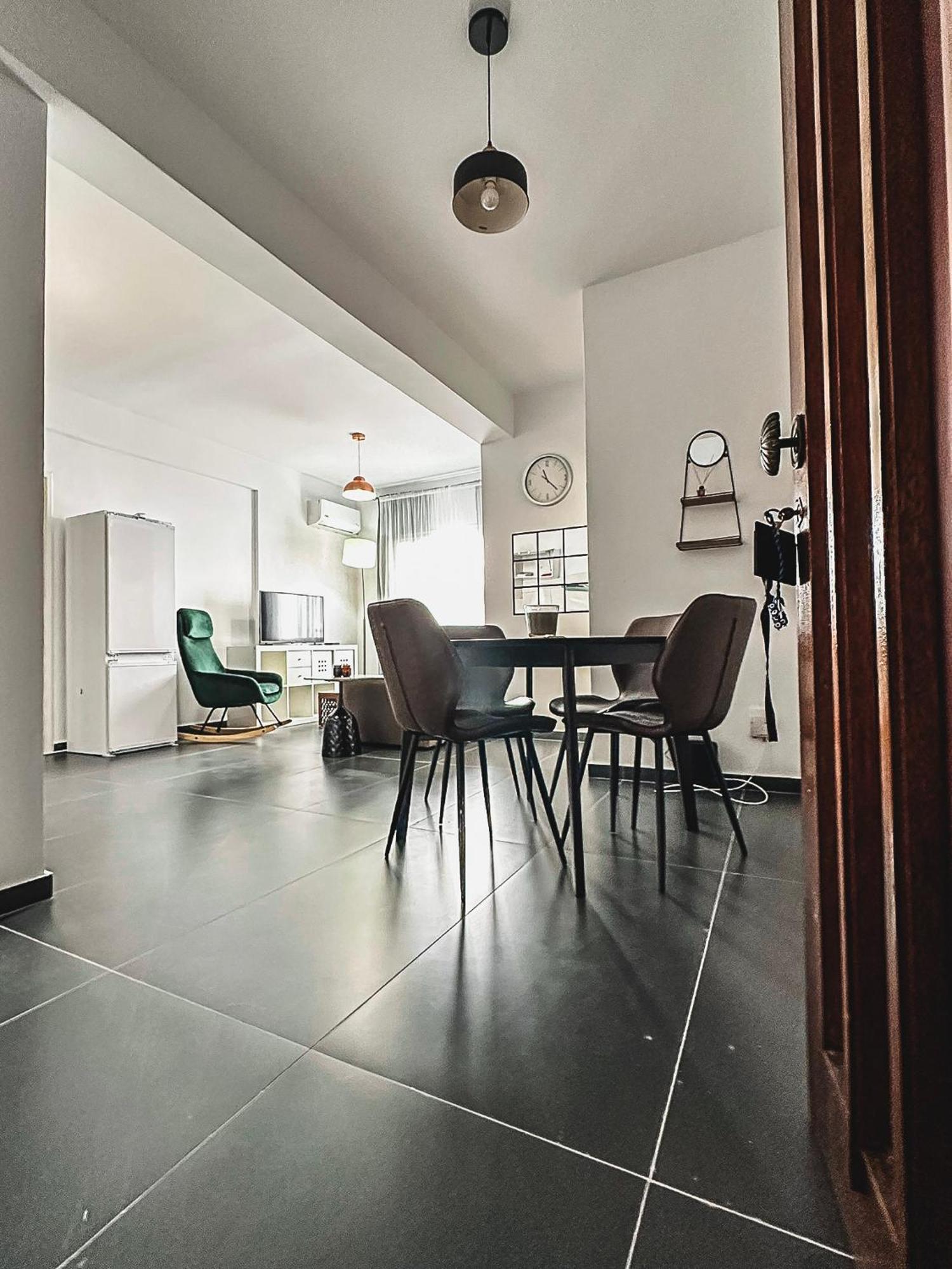 Home Away One Bedroom Apartment In Nicosia Buitenkant foto